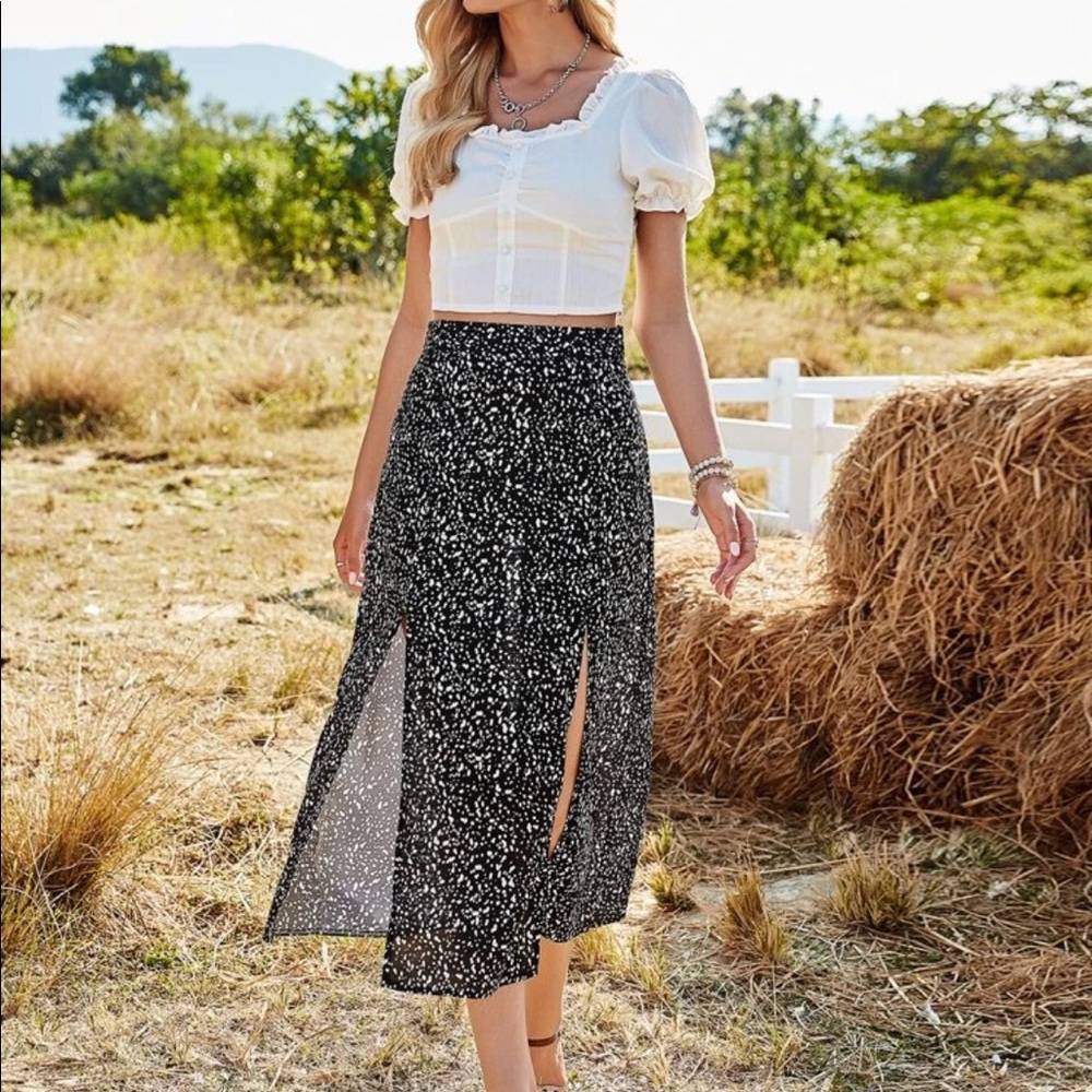 All Over print split thigh skirt